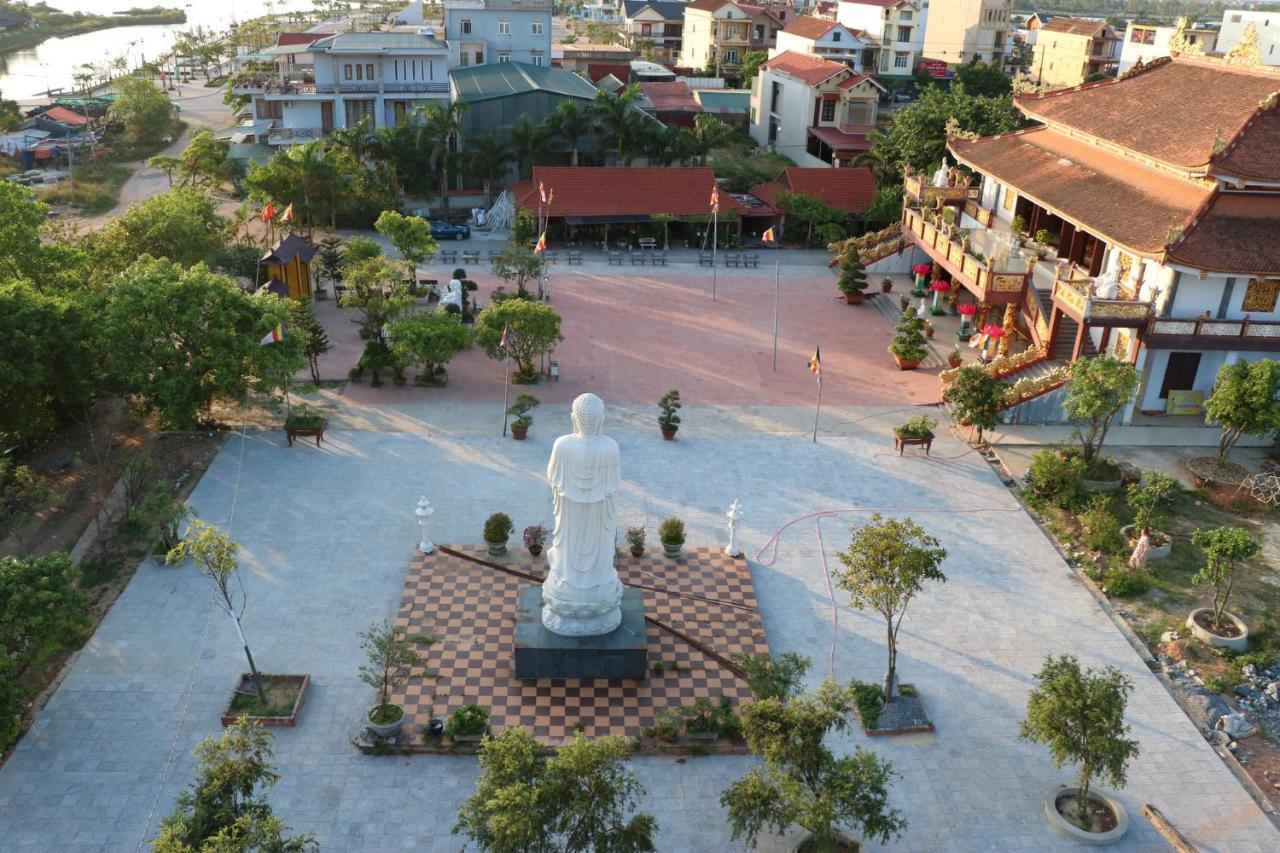Lavender Hotel Dong Hoi Exterior foto